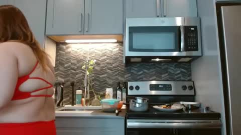 Hazel online show from 02-18-25, 03:54