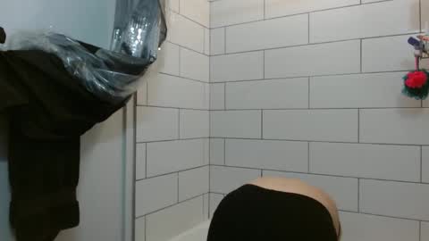 Hazel online show from 02-21-25, 08:49