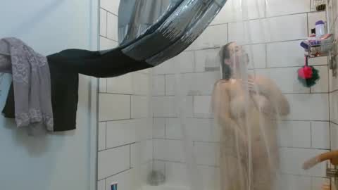 Hazel online show from 02-24-25, 06:36