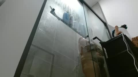 Hazel online show from 11-02-25, 01:19