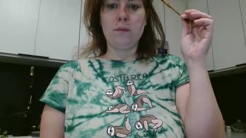 Hazel online show from 03-29-26, 02:06