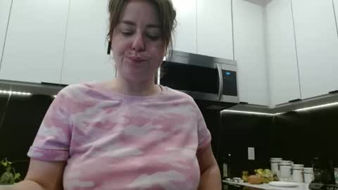 Hazel online show from 04-08-26, 07:03