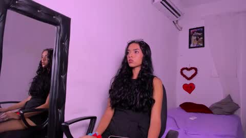 Snapshot of hazel_slim_ chatting on 03-10-26, 05:51 hazel_slim_ online show from 03-10-26, 05:51