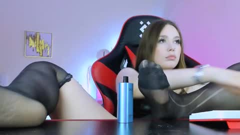 Hazel online show from 02-13-25, 03:35