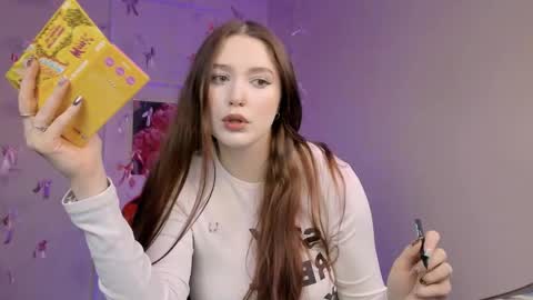 Hazel online show from 04-21-26, 08:31