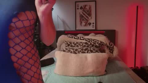 Hazeleo online show from 12-01-25, 09:42