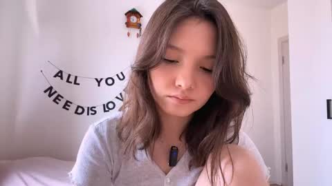 Kira online show from 05-02-26, 09:47