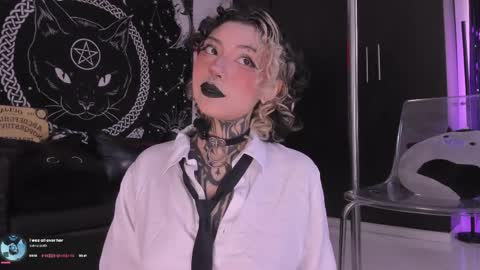 Hazell Witch online show from 04-09-26, 06:02