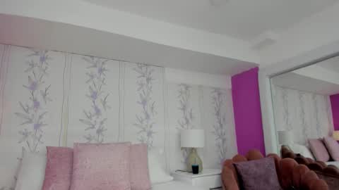 Snapshot of hazelmoret chatting on 09-10-25, 11:43 HazelMoret online show from 09-10-25, 11:43