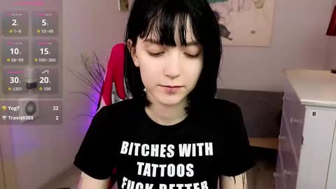 hazeltompson online show from 09-13-25, 03:01