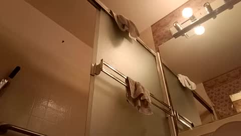 hbdj2164 online show from 01-24-25, 09:17