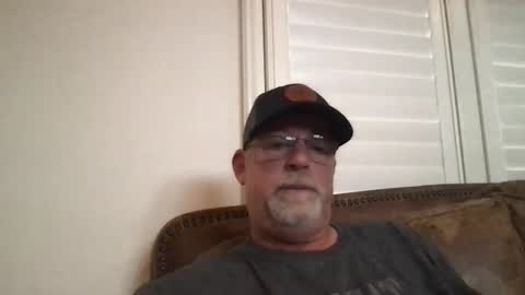 Hdeuce22 online show from 12-18-25, 05:41