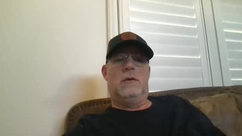 Snapshot of hdeuce22 chatting on 02-02-26, 06:39 Hdeuce22 online show from 02-02-26, 06:39