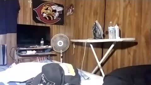 Snapshot of headshop_ chatting on 12-26-24, 12:03 Cloudznpointzsex online show from 12-26-24, 12:03