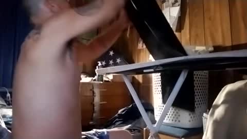 Snapshot of headshop_ chatting on 02-18-25, 07:43 Cloudznpointzsex online show from 02-18-25, 07:43