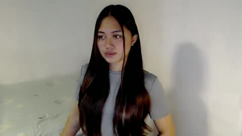 Snapshot of heart_of_asia chatting on 02-20-26, 06:26 Yoshin online show from 02-20-26, 06:26