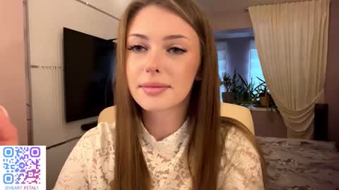 Mona online show from 11-07-25, 09:09