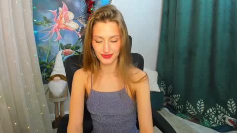 Snapshot of heartedlove_1 chatting on 12-21-24, 07:49 heartedlove_1 online show from 12-21-24, 07:49
