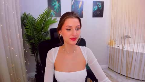 Snapshot of heartedlove_1 chatting on 02-16-25, 03:37 heartedlove_1 online show from 02-16-25, 03:37