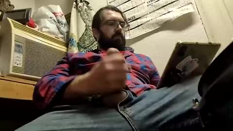 Snapshot of hearthero3 chatting on 12-16-25, 11:21 Dejesus online show from 12-16-25, 11:21