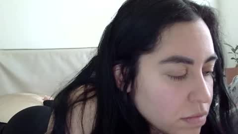 heatwavee online show from 12-16-24, 04:38