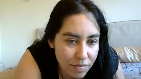 heatwavee online show from 12-31-24, 01:19