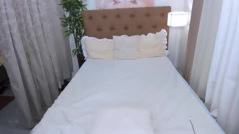 Goddess Heaven online show from 10-15-25, 03:56