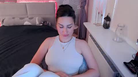 Heaven girl online show from 07-22-26, 05:16