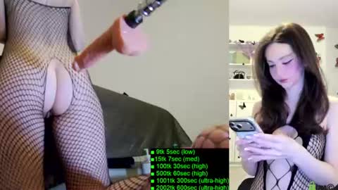 Snapshot of heaveniabb chatting on 07-21-26, 01:19 Helen online show from 07-21-26, 01:19