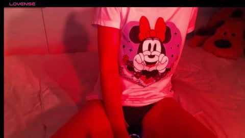 Snapshot of heavenlykiss chatting on 02-09-26, 07:56 Chani online show from 02-09-26, 07:56