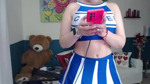 Snapshot of hebelongs2her chatting on 06-15-26, 07:38 hebelongs2her online show from 06-15-26, 07:38