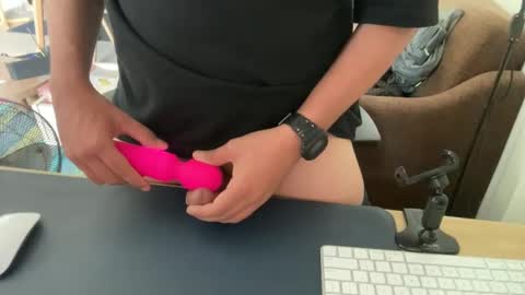 Snapshot of hebrewsquire chatting on 01-12-25, 08:46 Hebrew Squire online show from 01-12-25, 08:46