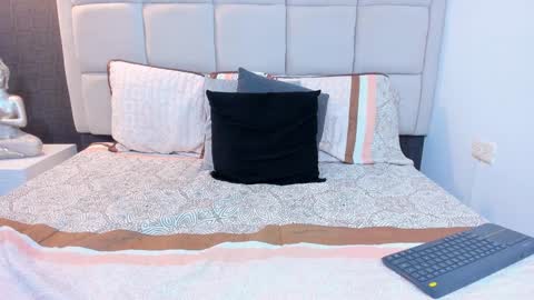 Keira Hecate online show from 02-05-25, 11:17