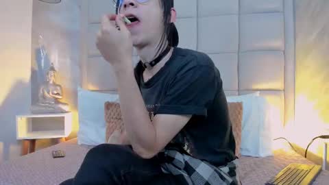 Keira Hecate online show from 09-25-25, 07:50