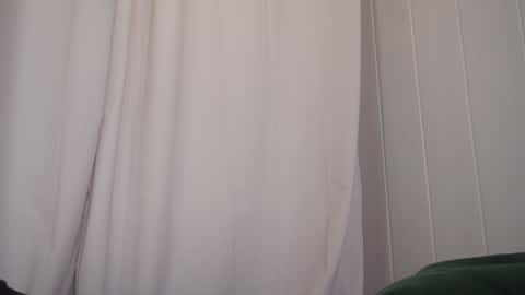 Snapshot of hecate333 chatting on 01-18-25, 11:00 hecate333 online show from 01-18-25, 11:00