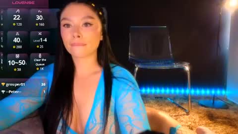 Snapshot of hecate_gh chatting on 06-05-26, 09:42 Hecate online show from 06-05-26, 09:42
