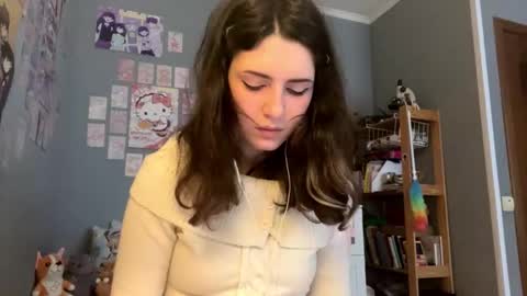 Snapshot of hedwiggrossberg chatting on 12-04-25, 11:08 Sarah online show from 12-04-25, 11:08