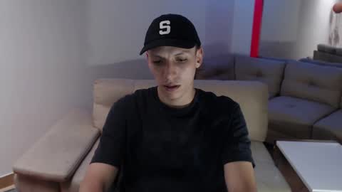 hefesto_69 online show from 03-07-25, 08:44