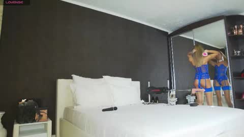 Helen online show from 11-07-25, 06:41