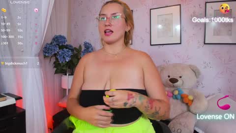 ANTARA REY online show from 12-18-24, 01:45