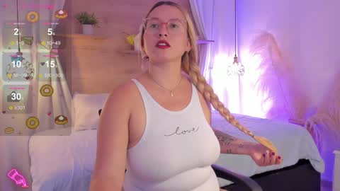 ANTARA REY online show from 01-24-25, 08:00