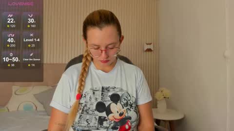 ANTARA REY online show from 10-10-25, 12:15