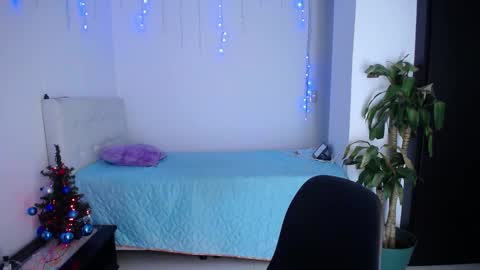 Heidy online show from 12-16-25, 12:32