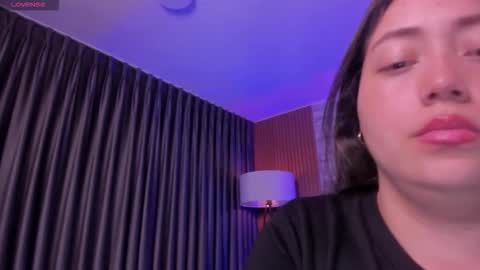 Heidy online show from 11-20-25, 03:18