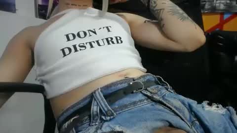 Heidy Sumers online show from 02-11-25, 09:46