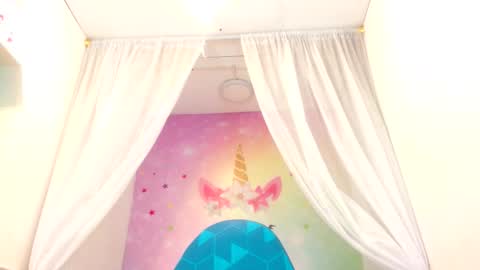 Heidy online show from 02-24-25, 06:15