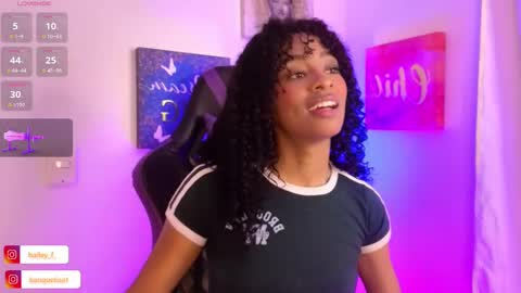 Snapshot of heily_fox chatting on 02-06-25, 06:51 HEILY online show from 02-06-25, 06:51