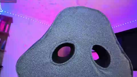 Heka Prudence online show from 02-13-25, 01:19