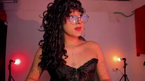 Heka Prudence online show from 06-26-26, 03:11