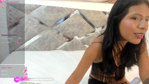 hellen online show from 11-05-25, 01:05